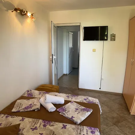 над плажа Gasthuis Tsarevo