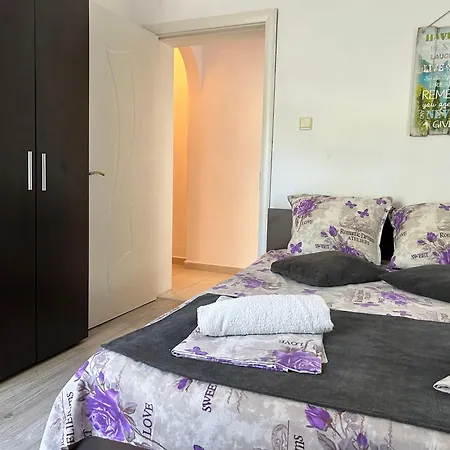 над плажа * Tsarevo